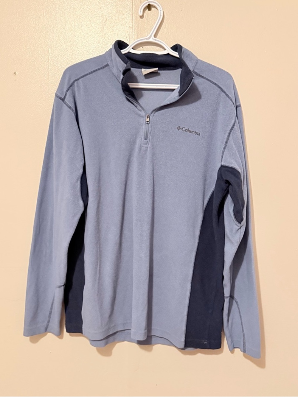 Columbia Light Blue and Navy Quarter-Zip Fleece Pullover